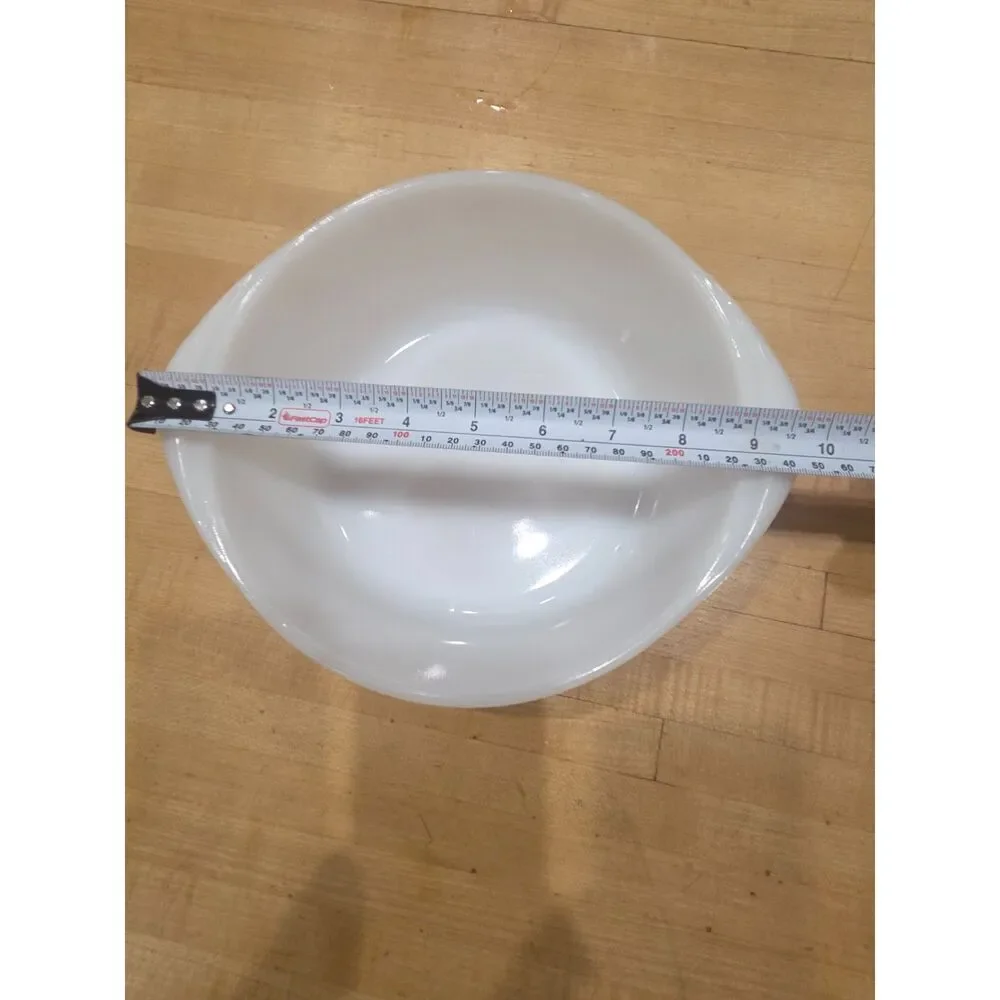 Vintage Glasbake White Milk Glass Round 2 Quart Casserole Baking Dish J514
